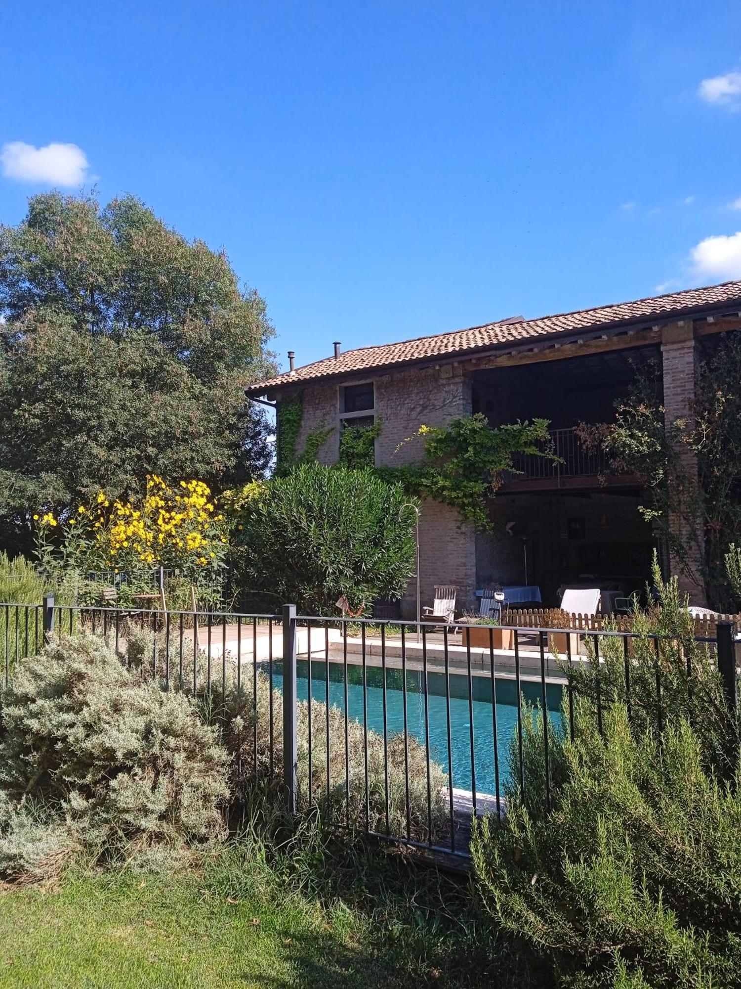 La Lepre Bianca Villa Cento  Exterior foto